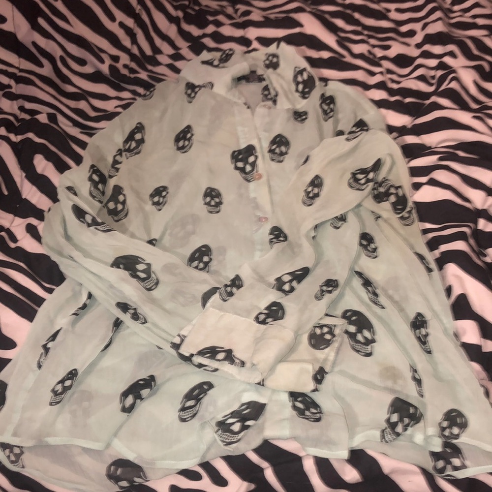 teal skull long sleeve